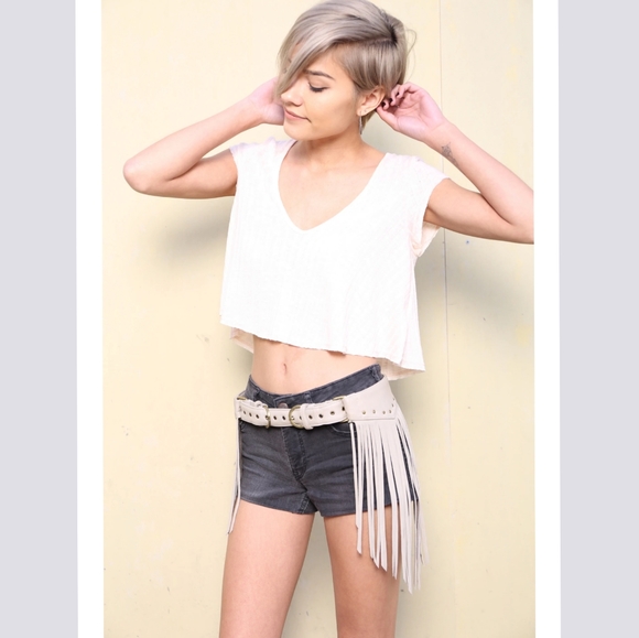 Laurel Double Buckle Fringe Belt w/Tiny Pockets - Picture 4 of 4